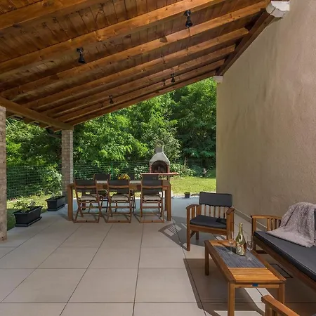 Prázdninový dům Holiday House Nono With Whirlpool Pazin